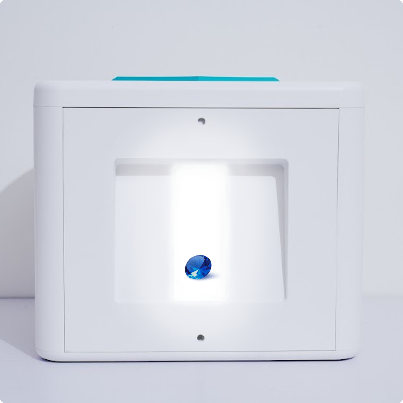 GemLightbox jewelry photography lightbox for smartphones - front view with gemstone